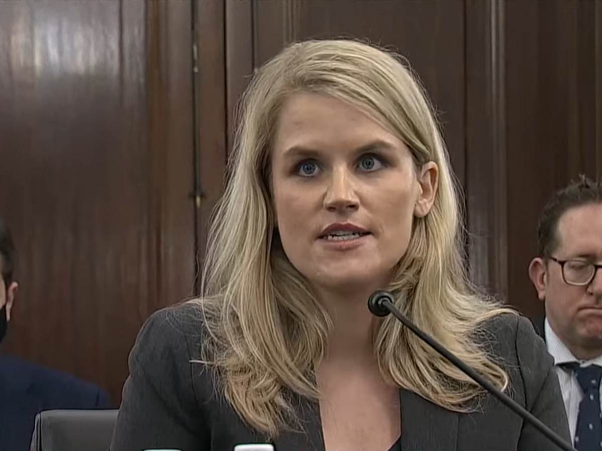  bivsa menadzerka fejsbuka zeli da cukerberg ode 