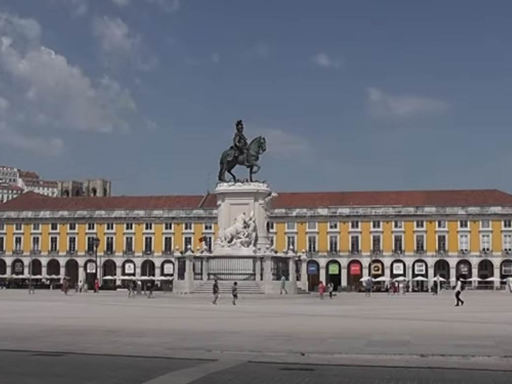  sef ne smije zvati nakon radnog vremena  