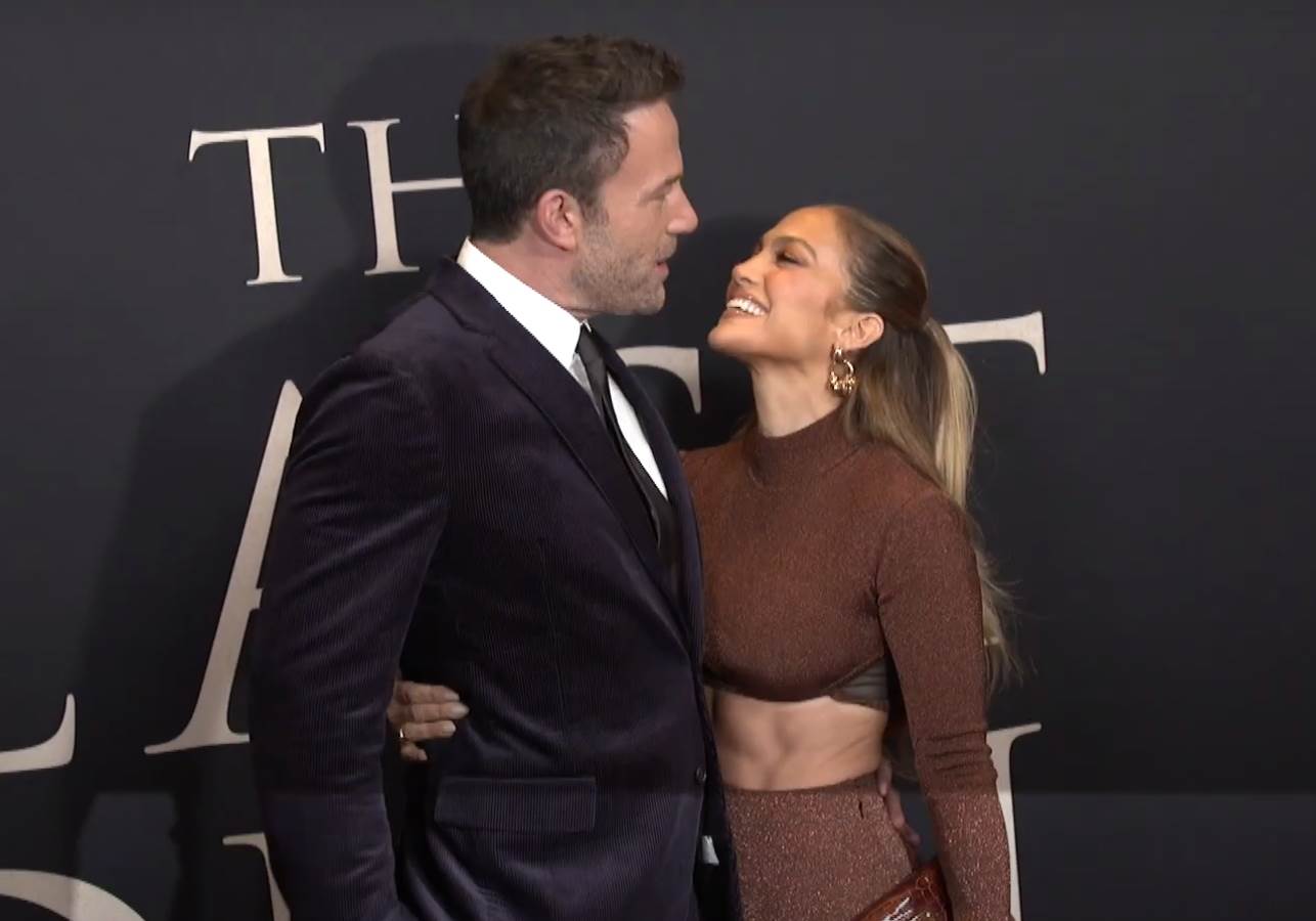  dzenifer lopez stajling crveni tepih trbusnjaci 