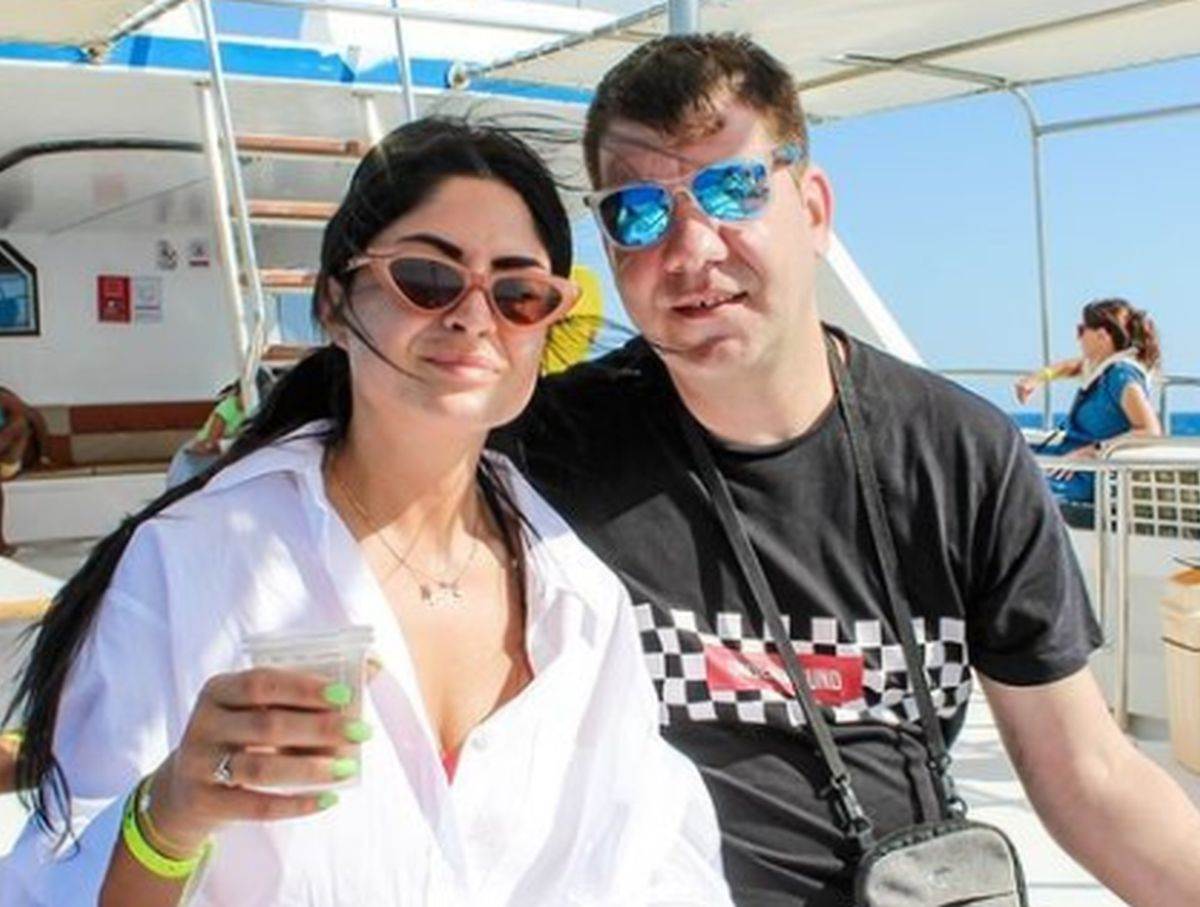  prebila dečka a sad ga brani  