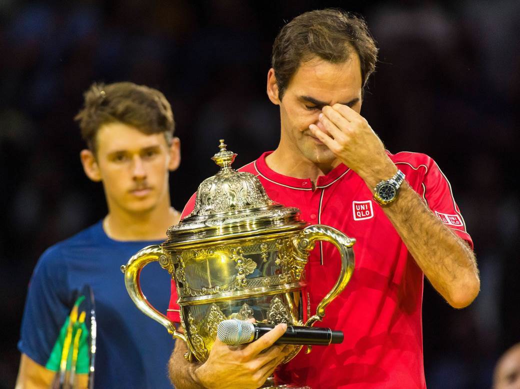  federer ispao iz top 10  