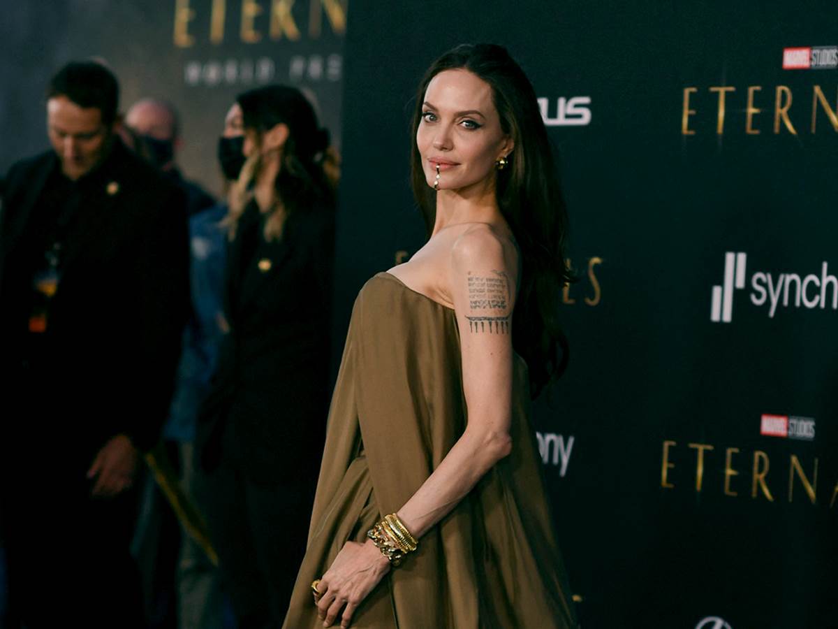  andjelina dzoli stajling 