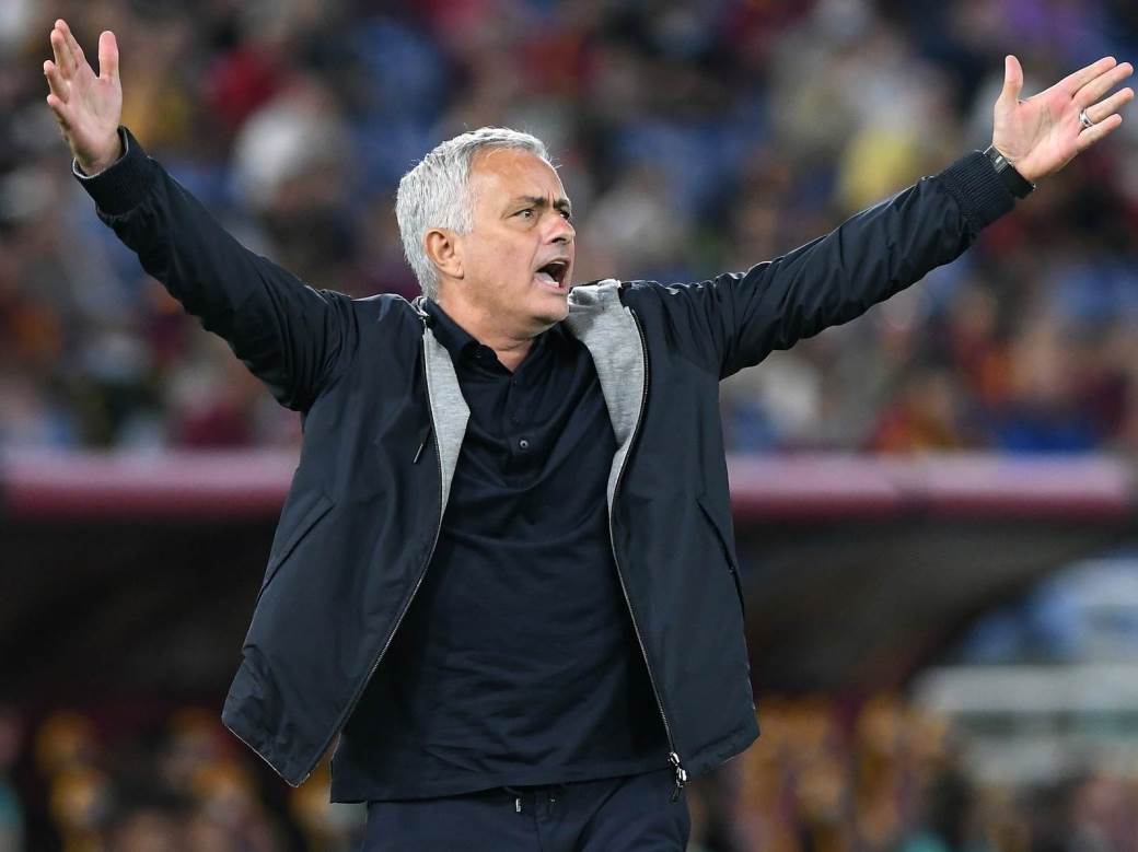  Novi fudbaler Rome je talentovani golman Mile Svilar 