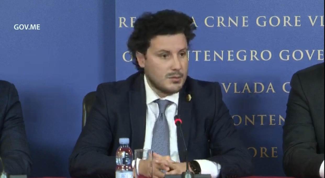  abazovic demokrate da se odluce izmedju ure i dfa 