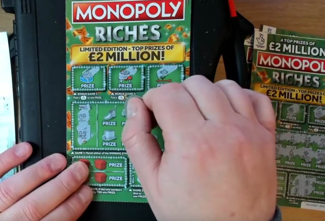  vodoinstalater izgrebao i osvojio novac 