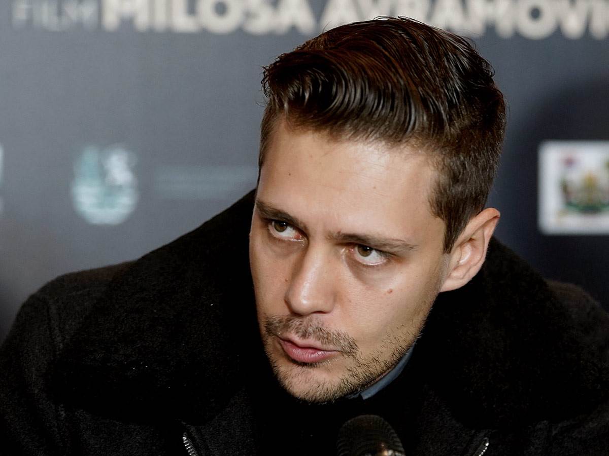  milos bikovic fotka repic  