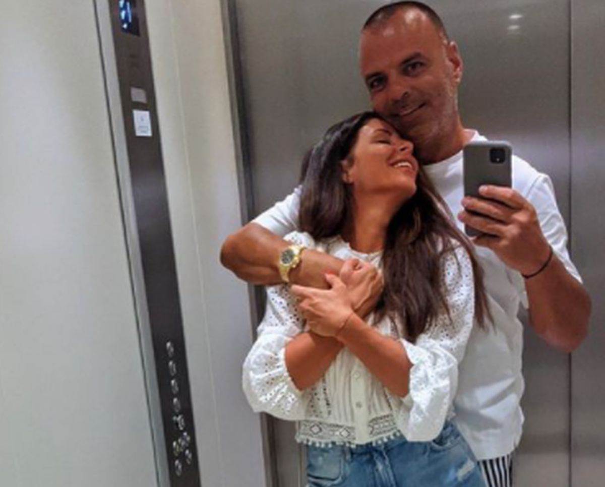  ana sevic ispozirala u drugom stanju 