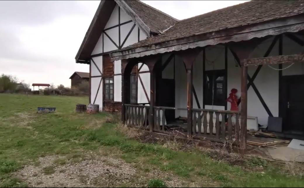  kuca u kojoj je sniman rijaliti farma 
