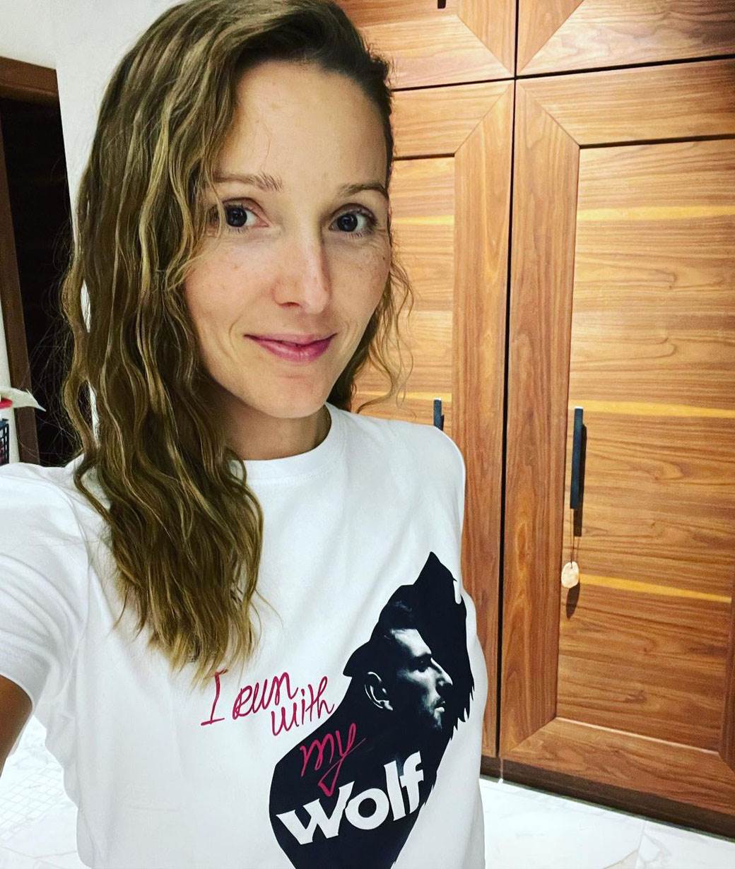  Jelena Đoković dotjerana 