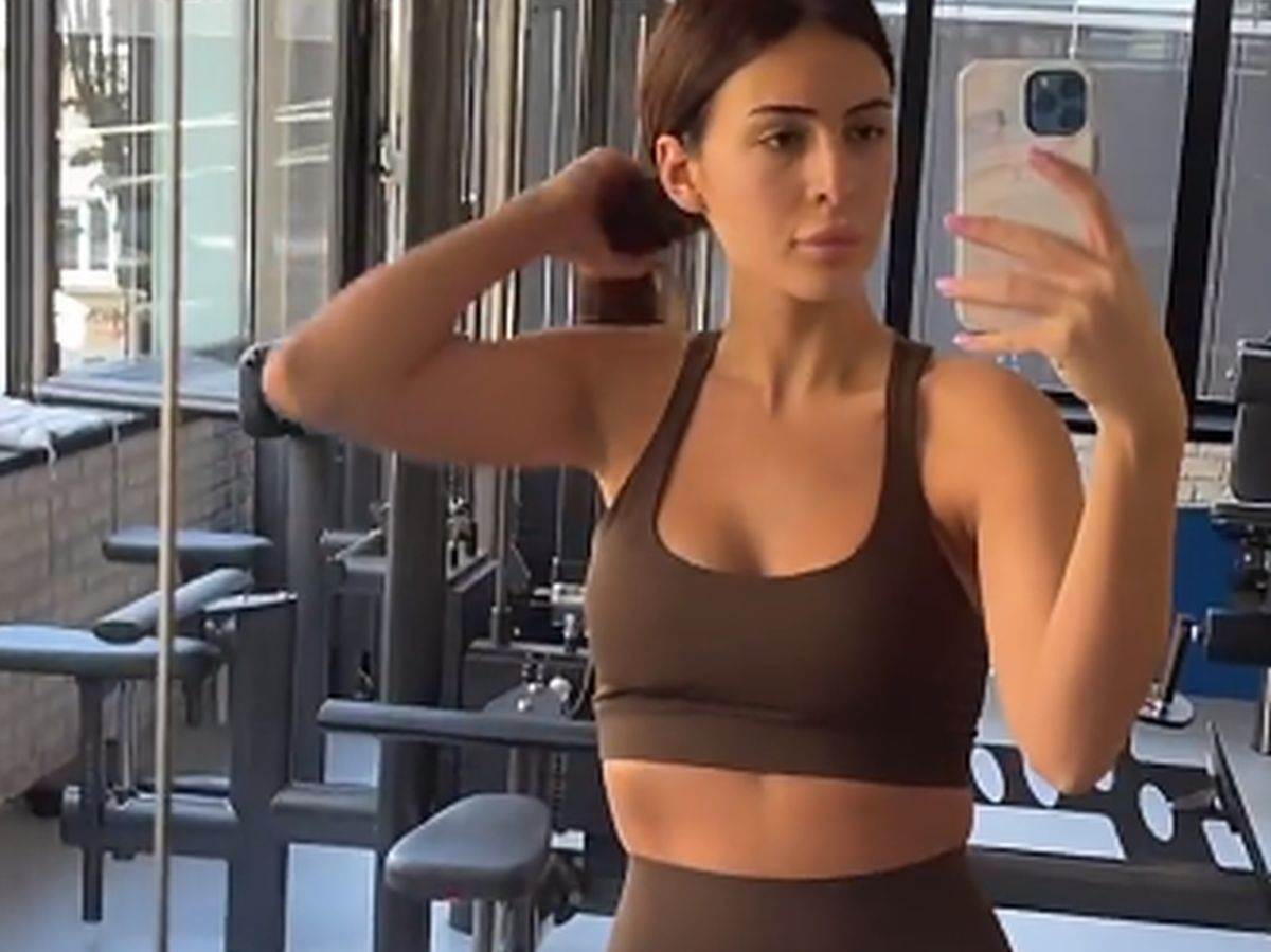  anastasija raznatovic u teretani 