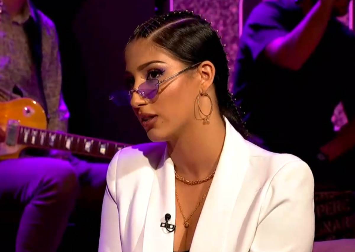   Angellina se seli na zanzibar 