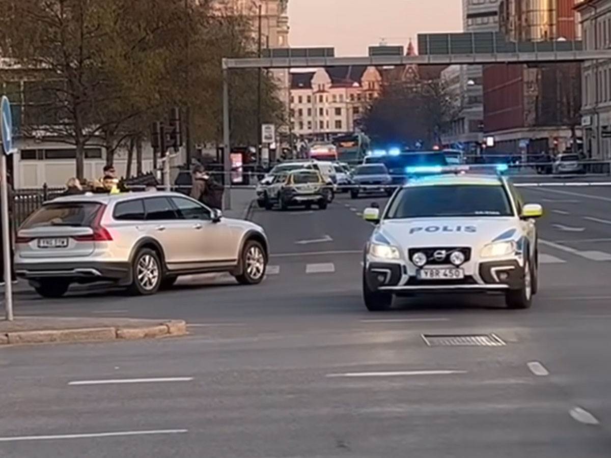  Švedska učenik izbo nasmrt dvije žene u školi 