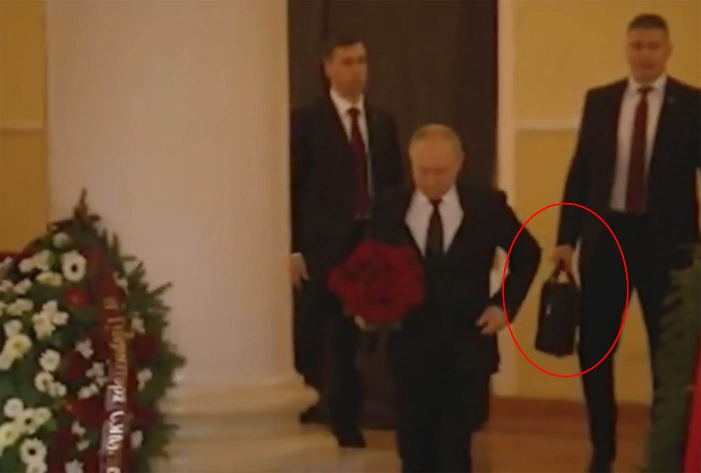  Putinov "nuklearni kofer" video 