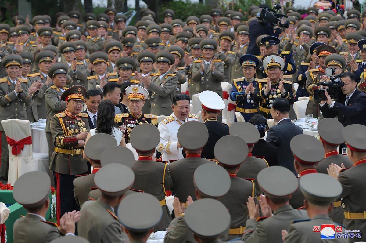  korona u sjevernoj koreji mobilisana vojska 