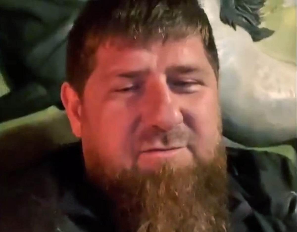  Lider Čečenije Ramzan Kadirov progovorio o navodima da ide na odmor na neodređeno vreme. 