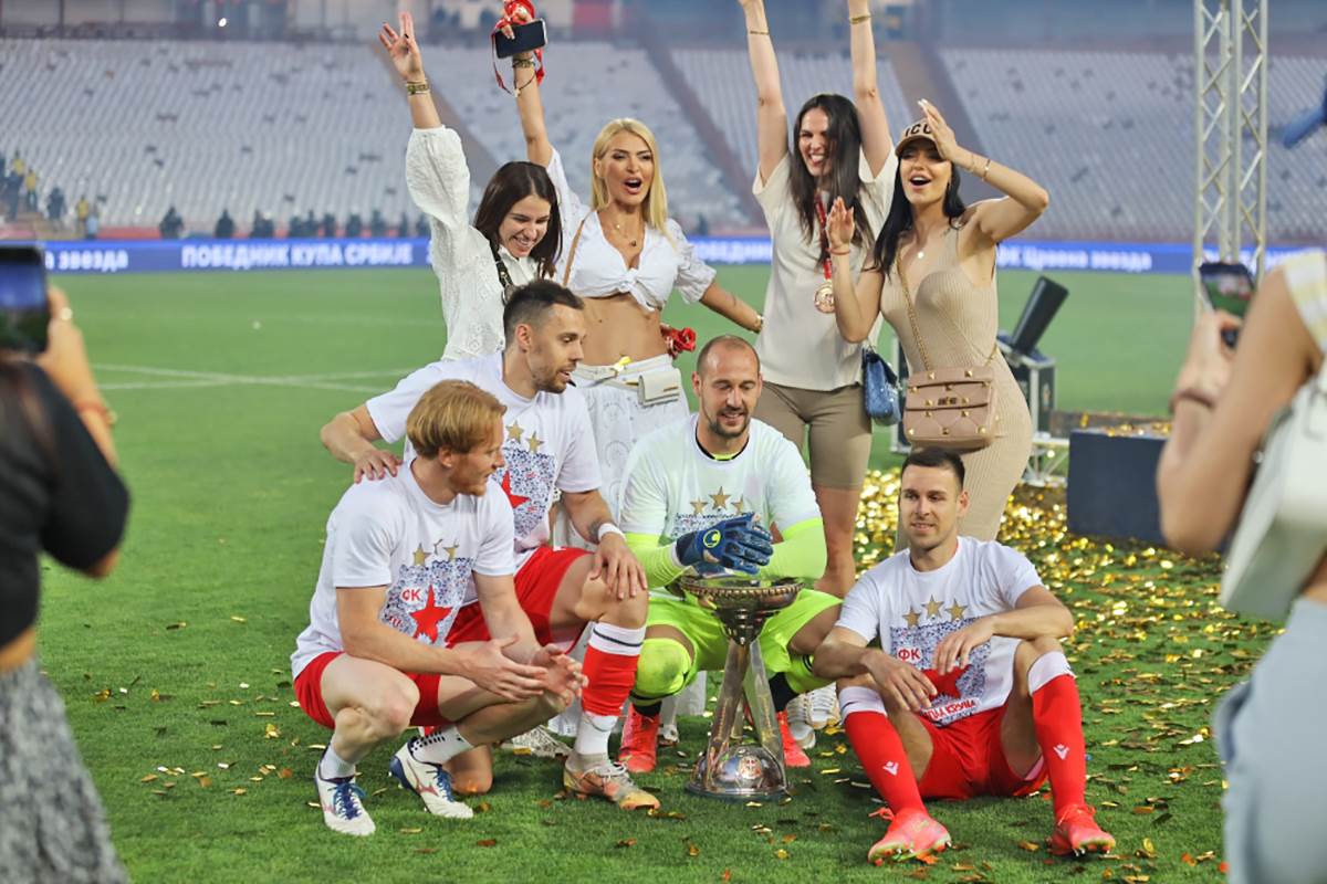  zene fudbalera zvezde proslava kupa 