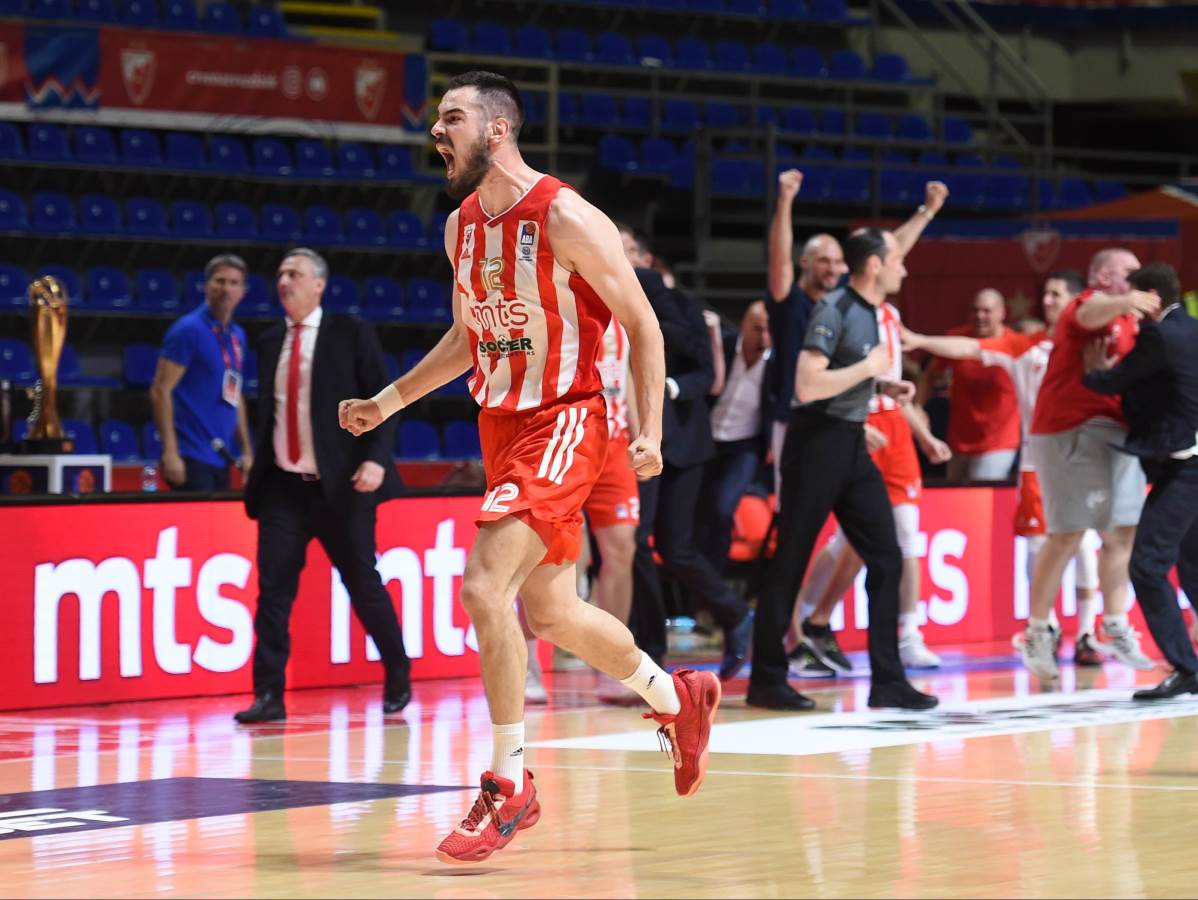  Nikola Kalinić potpisao je trogodišnji ugovor sa Crvenom zvezdom 