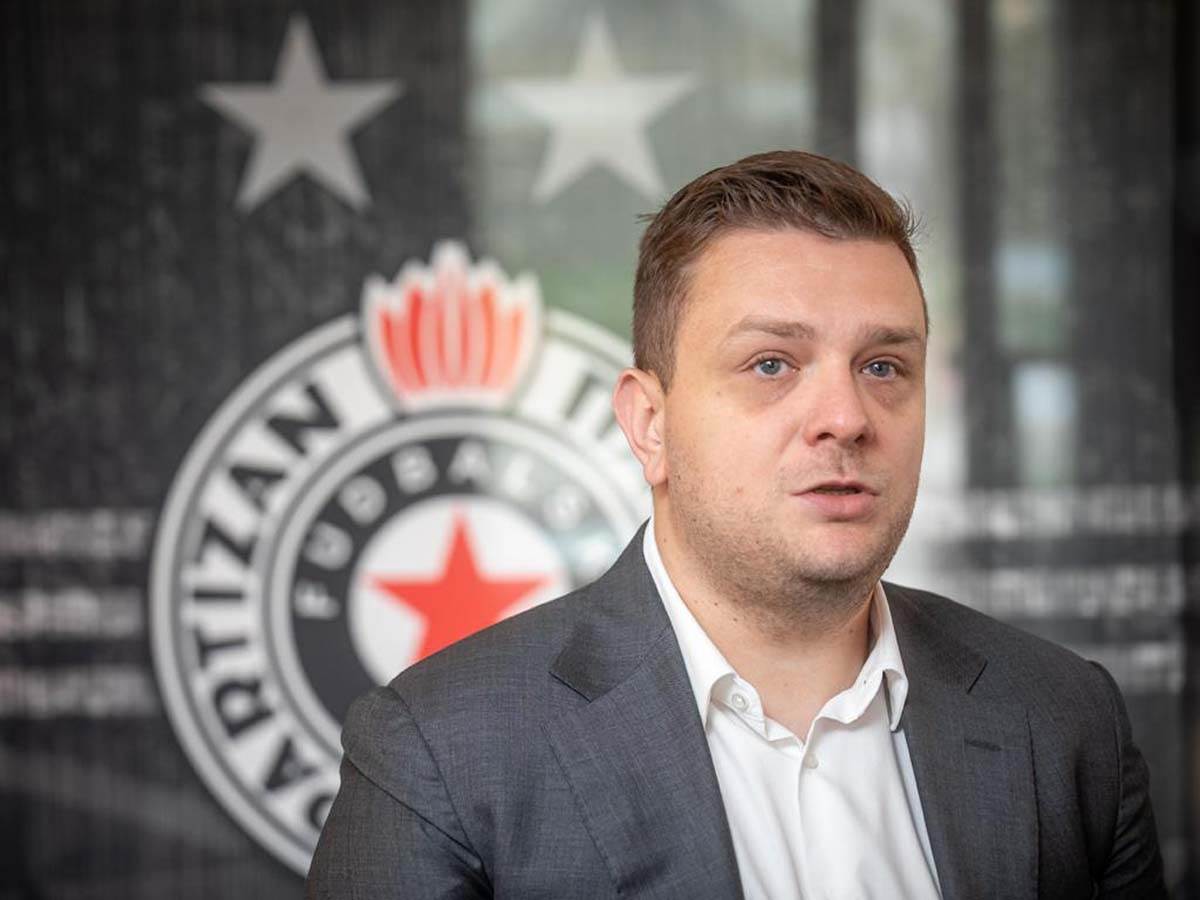  FK  Partizan u plej ofu 