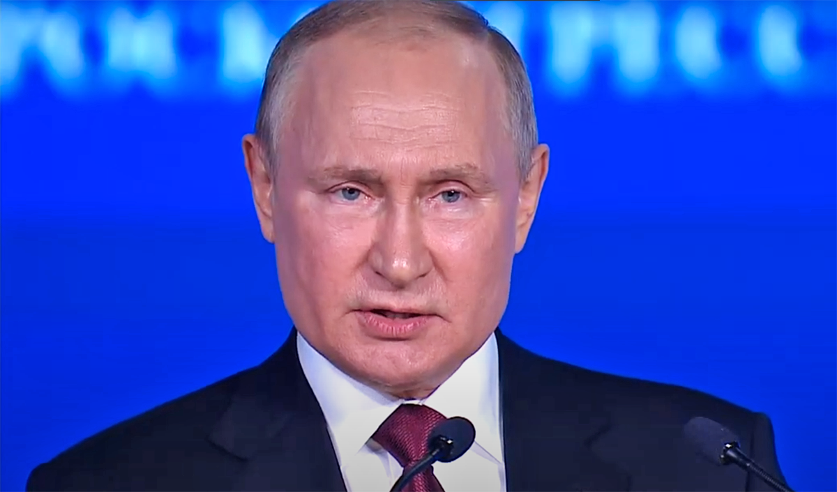  Ruska Duma upravo odlučuje o promenit titule Vladimira Putina iz predsednika u vladar 