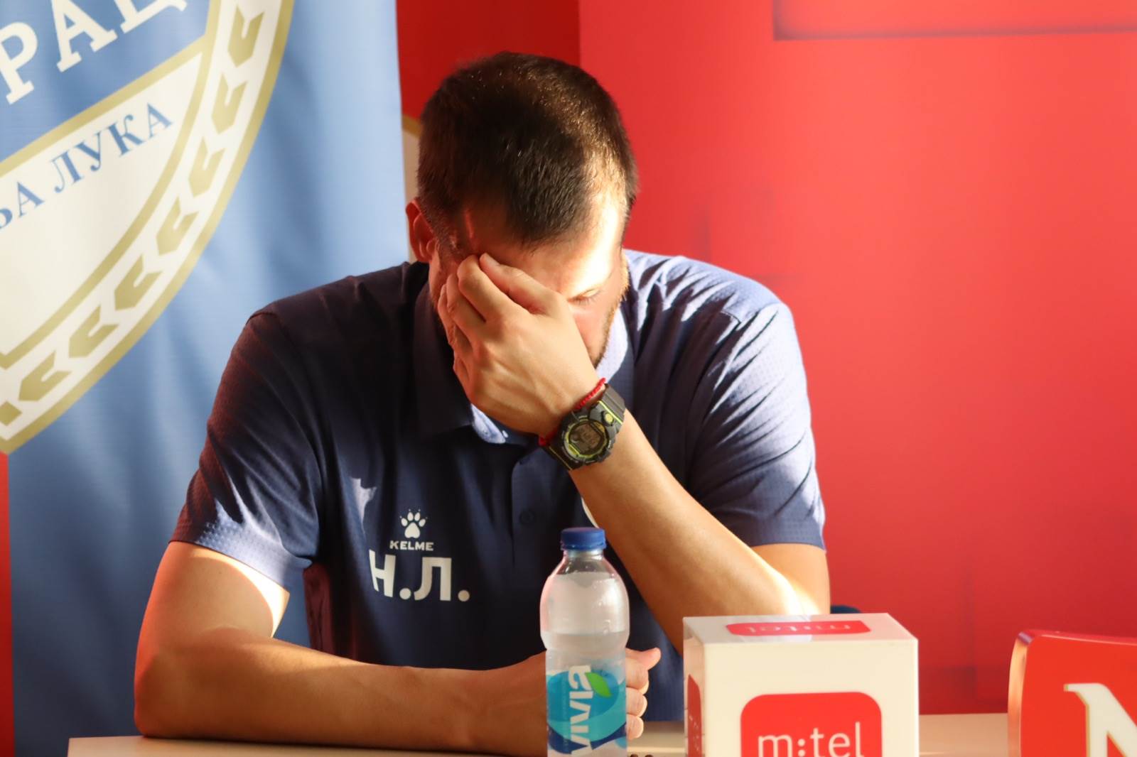  Trener Borca emotivno govorio posle poraza u derbiju protiv Sarajeva. 