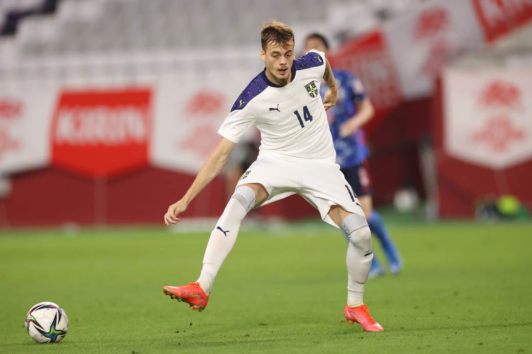   Ivan Ilić na meti milana i lacija 