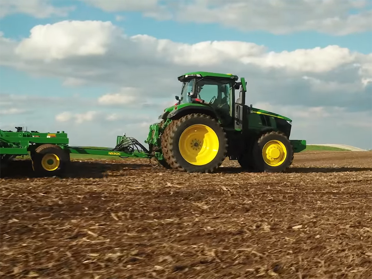  sve veći broj poljoprivrednika hakuje svoje traktore 