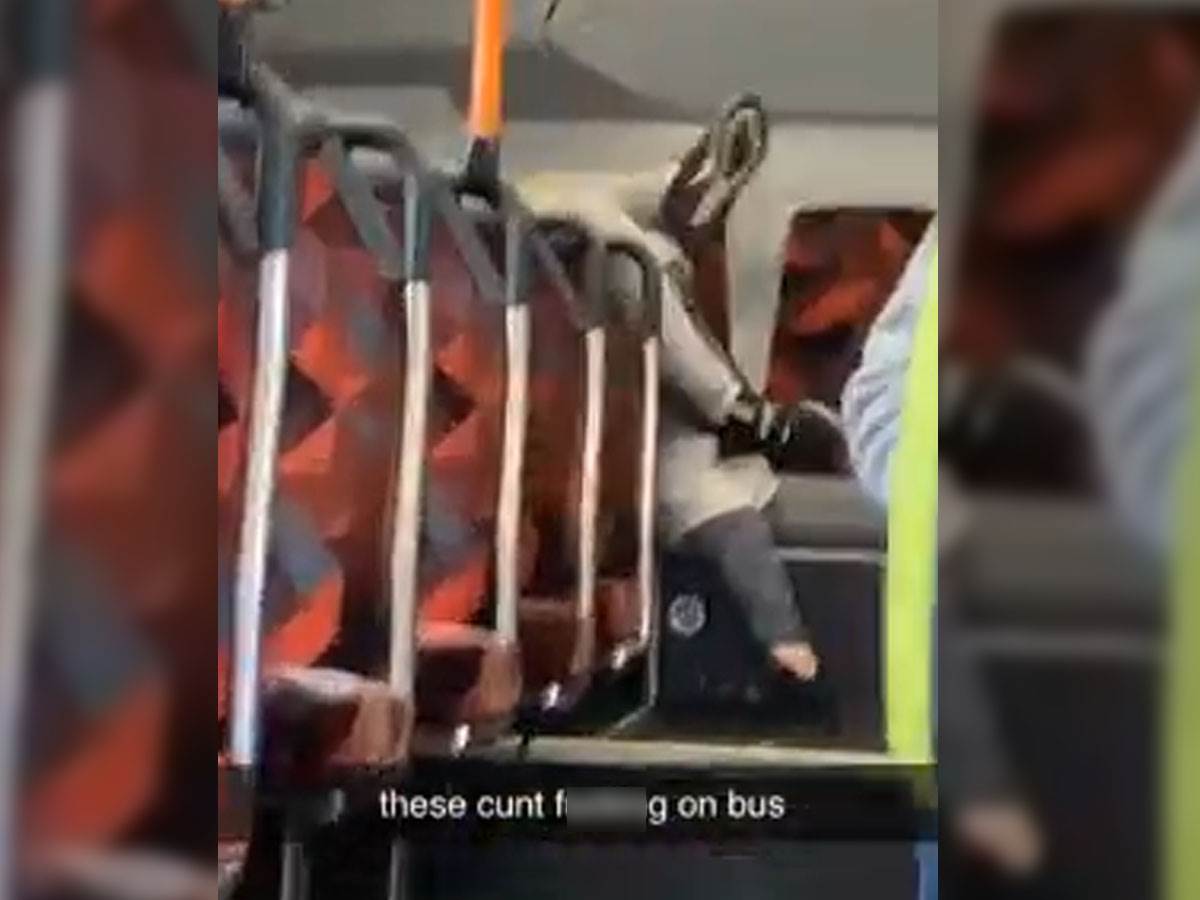  seks u autobusu  
