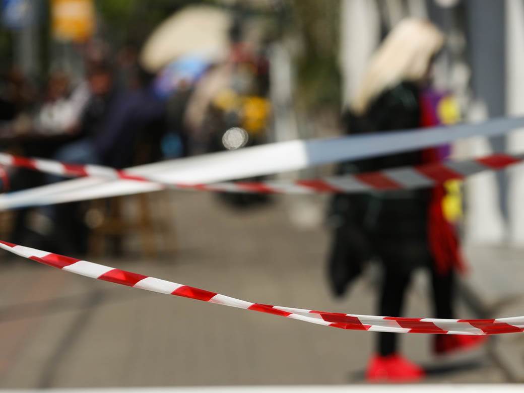  OBIJEN I OPLJAČKAN MARKET NA KONIKU 