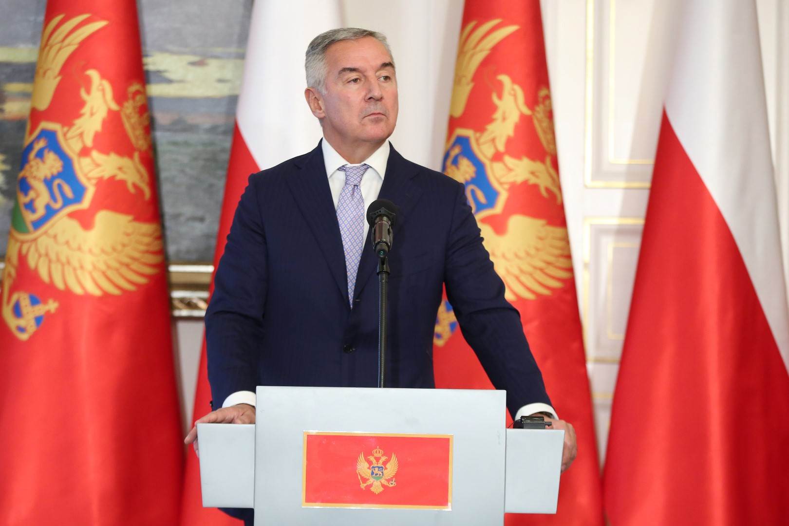 ASK: Đukanović nije prijavio 11 komada vatrenog oružja dok je bio predsjednik Info ASK: Đukanović nije prijavio 11 komada vatrenog oružja dok je bio predsjednik Info