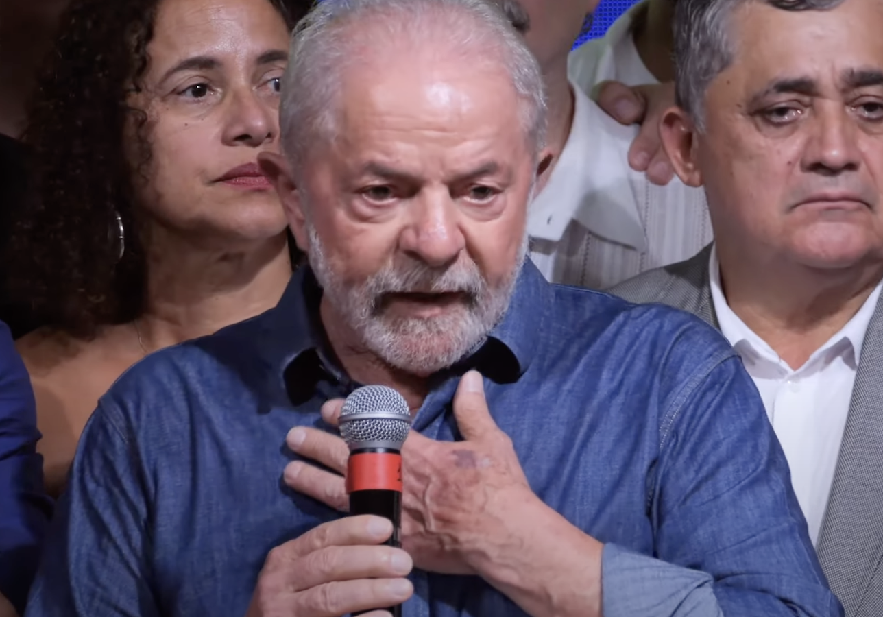  Luis Injasio Lula da Silva opet je izabran za predsjednika Brazila. 