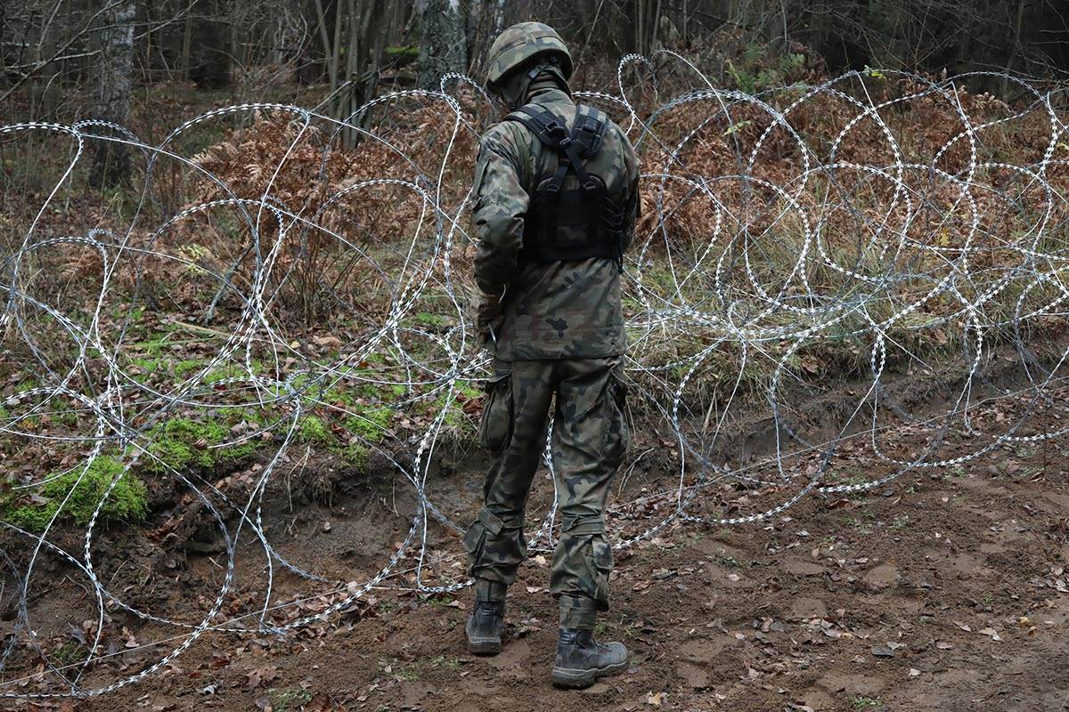  Poljaci postavljaju veći broj metalnih barijera duž svoje granice sa Bjelorusijom 
