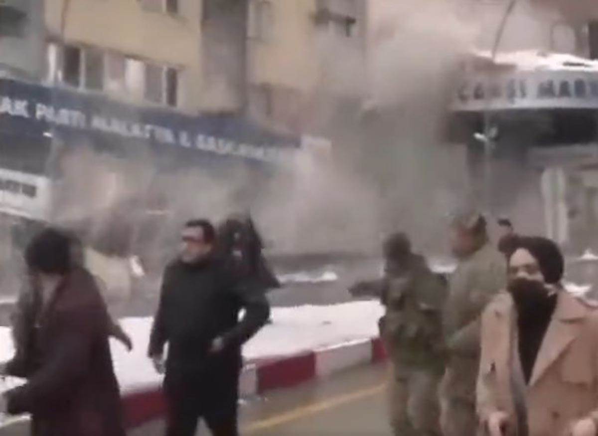  turska zemljotres vatrogasci crne gore 