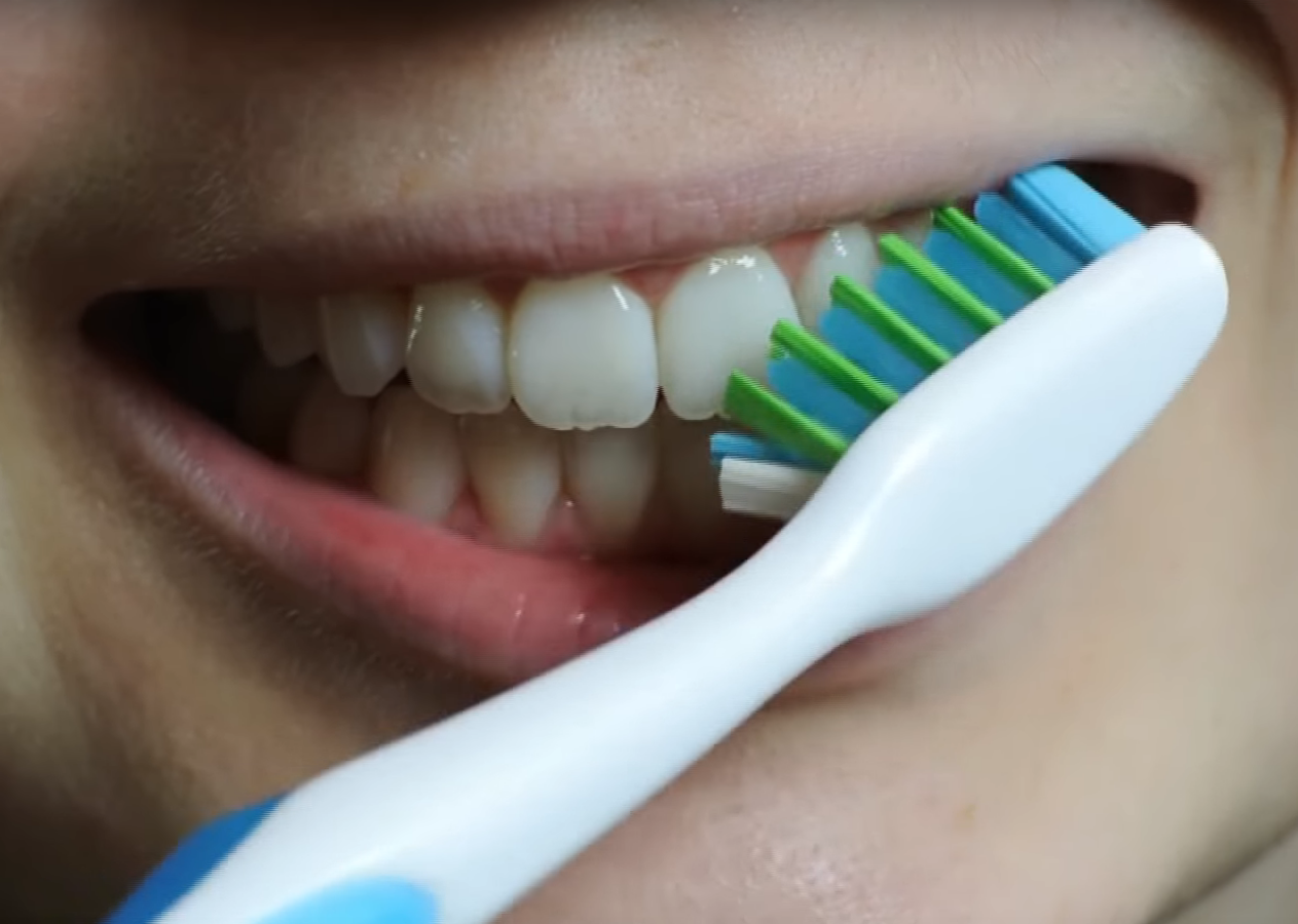  Da li znate koja je pasta najbolja za vaše zube, ali i kako se zapravo ispravno peru? 