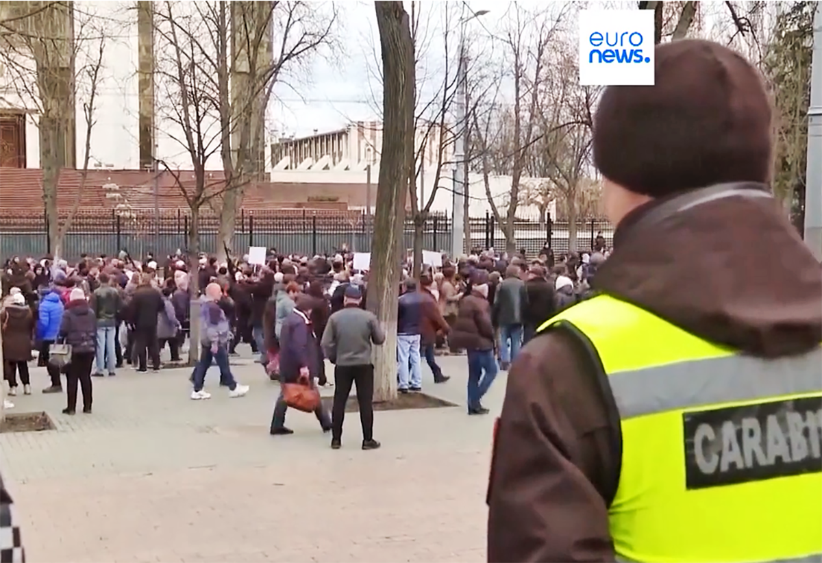  Hiljade ljudi je izašlo na proteste u Moldaviji da pokaže nezadovljstvo radom vlade 