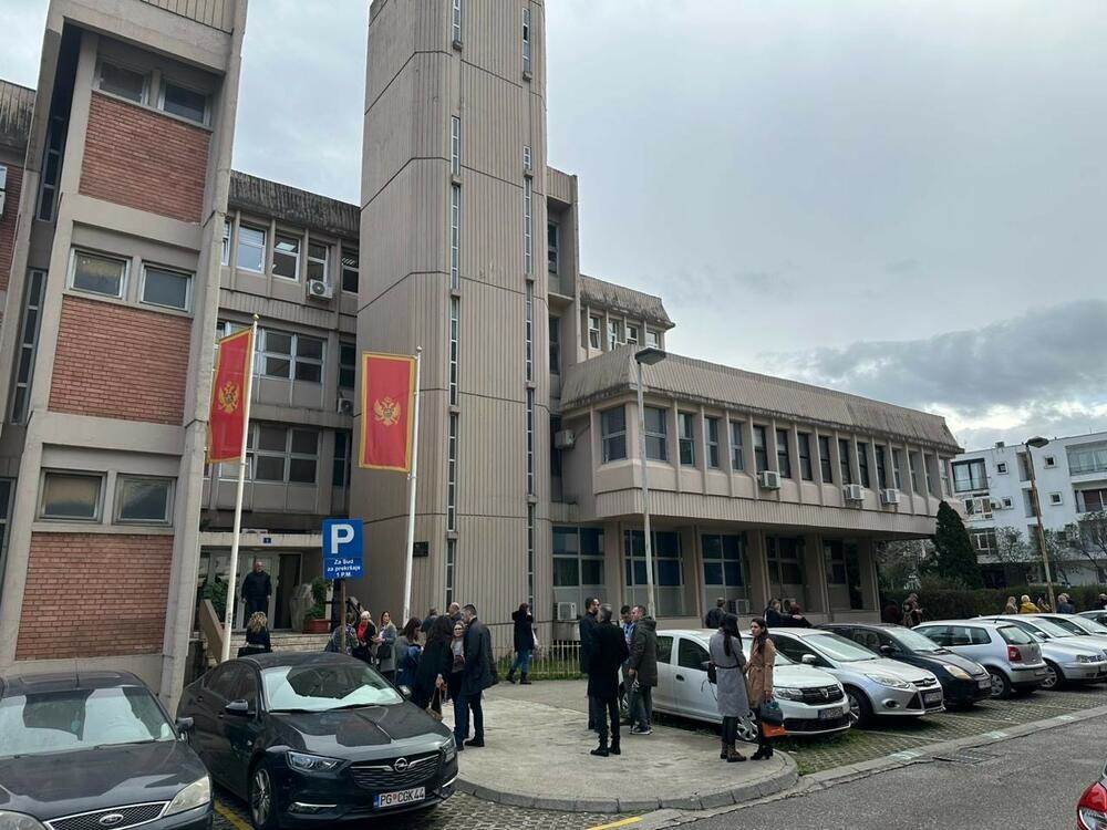  Lažna dojava o bombi u Osnovnom sudu u Podgorici 