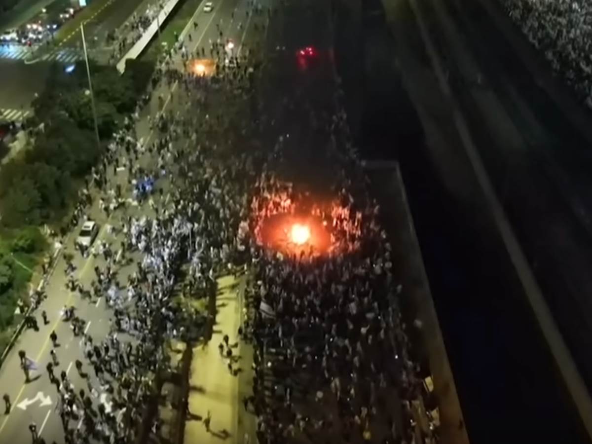  Protestima traže oslobođenje taoca, demonstranti zahtijevaju primirje 