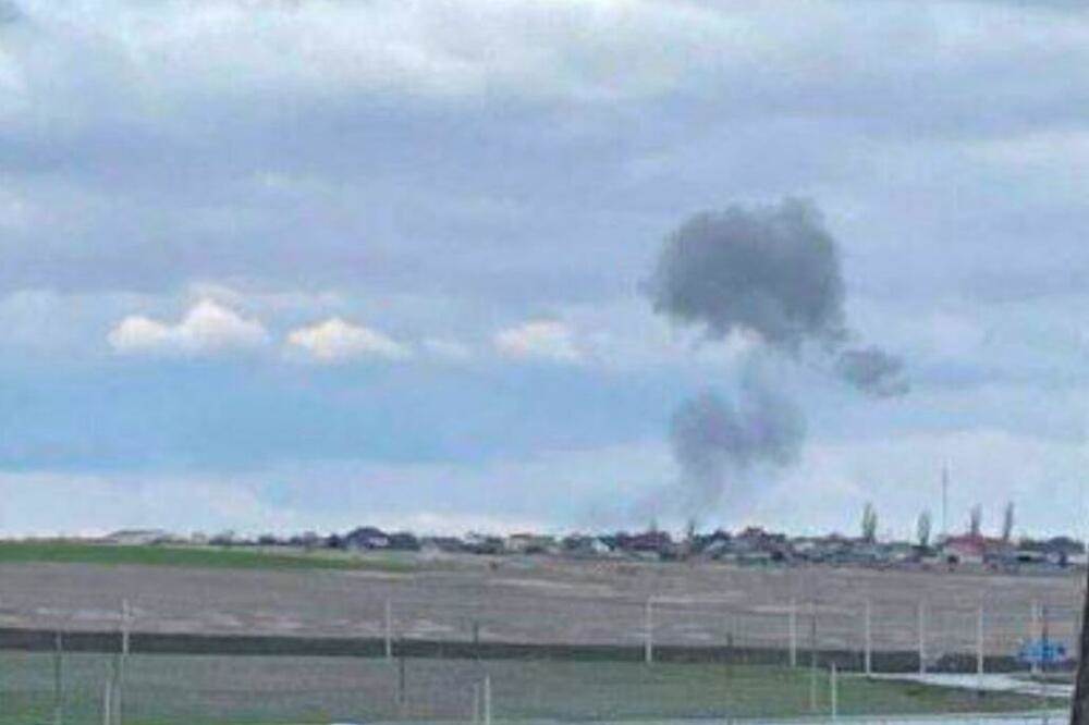  Eksplozija u blizini vojnog aerodroma  
