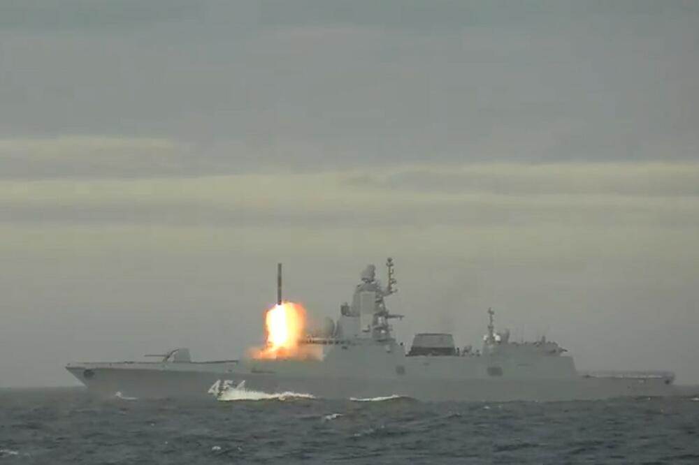  Ruska raketa plovi ka Mediteranu 