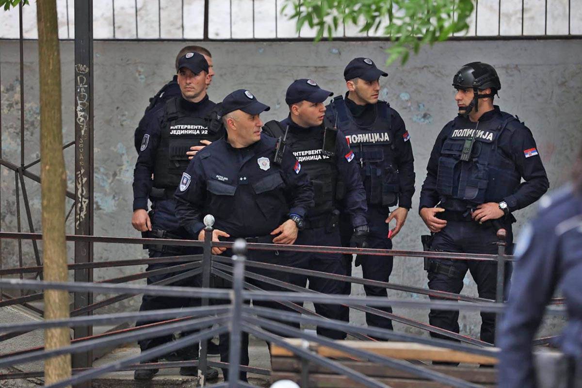  Pojačano prisustvo policije u školama u Srbiji 