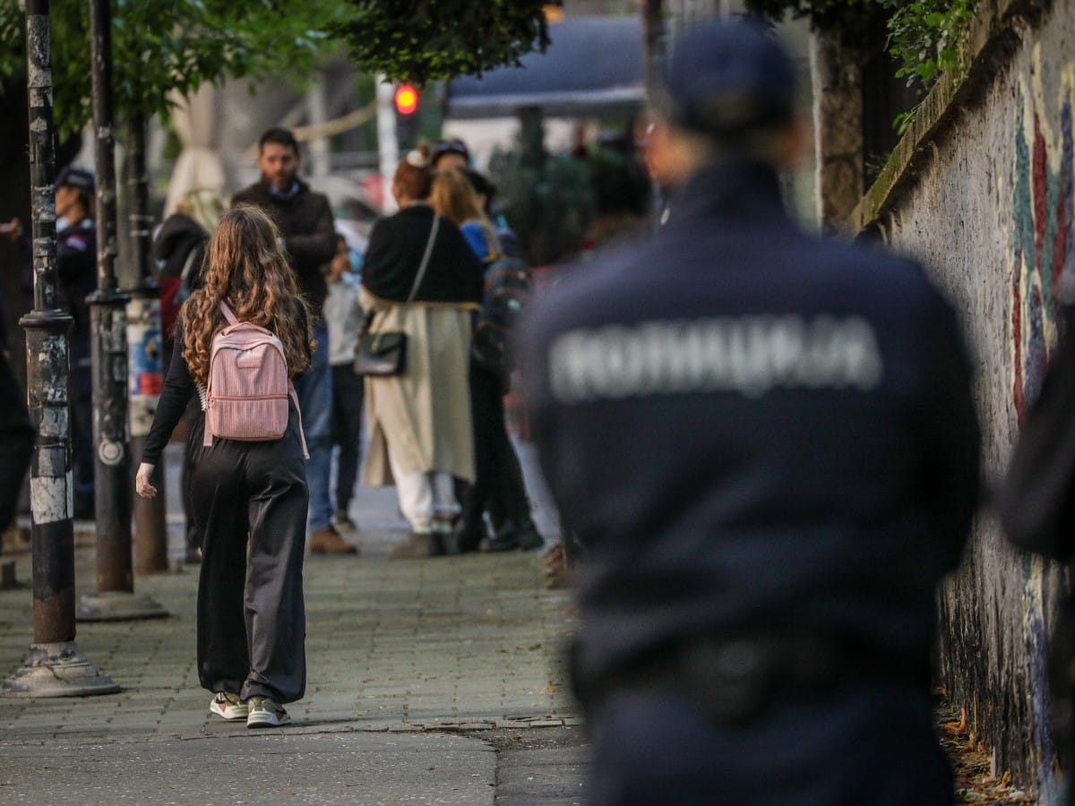 Vršnjačko nasilje u školi u Beogradu 