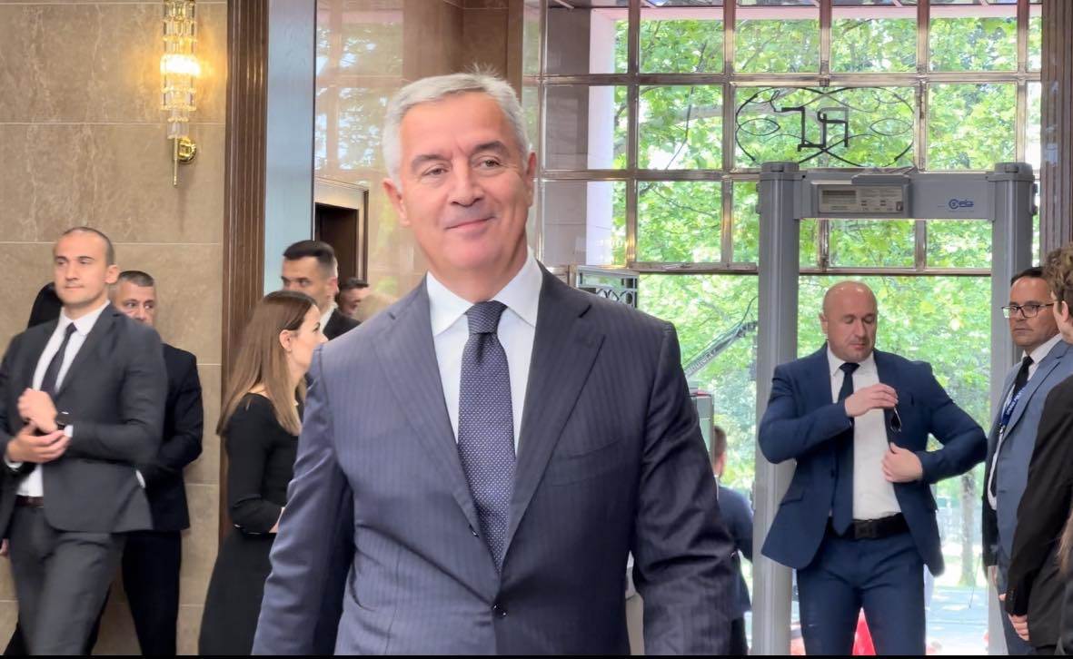 Epstajnovi dokumenti otkrivaju: “Tramp slab na Crnu Goru” | Info Epstajnovi dokumenti otkrivaju: “Tramp slab na Crnu Goru” | Info