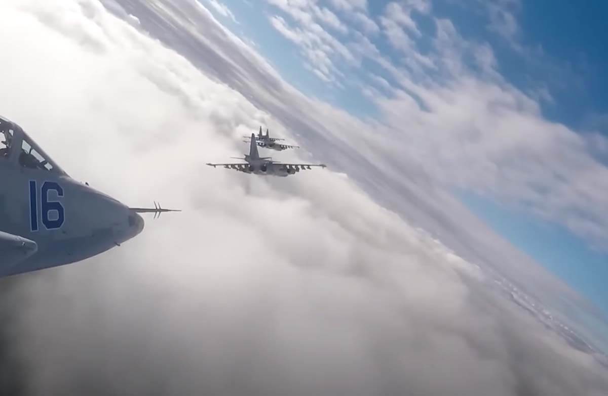  Rusija naslikala lažne borbene avione kako bi zbunila ukrajinsku vojsku 