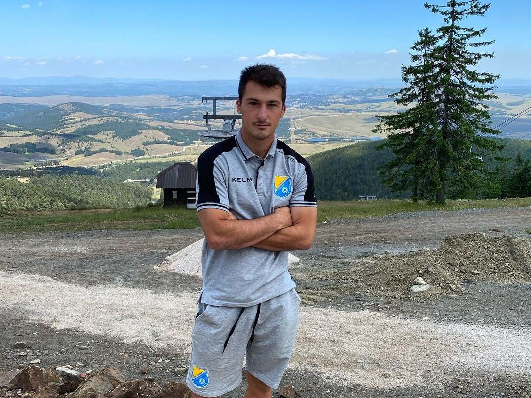  Demir Jakupović umjesto da potpiše ugovor morao da završi sezonu  