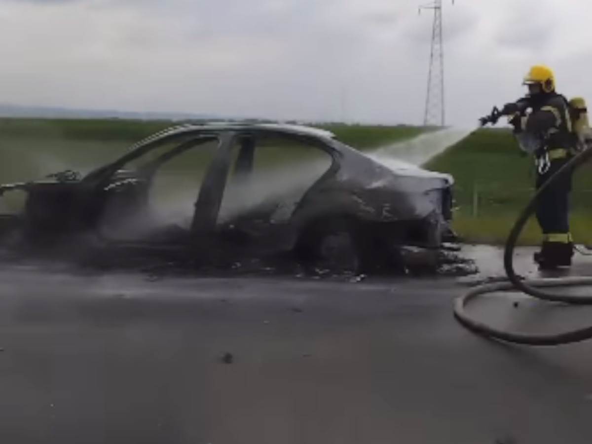  Zapalio se automobil na auto - putu 