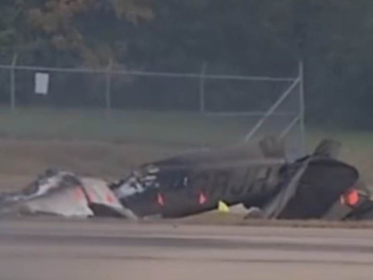 Srušio se avion u Kaliforniji, poginulo 6 osoba 