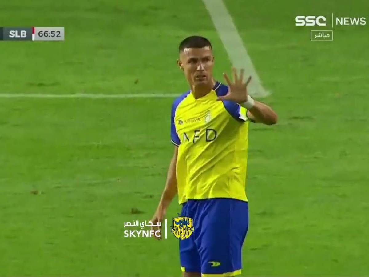  Ronaldo napao snimatelja na utakmici 