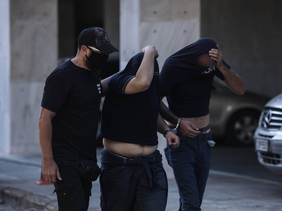  Grčka policija traži huligane koji su učestvovali u neredima, a nisu uhapšeni 