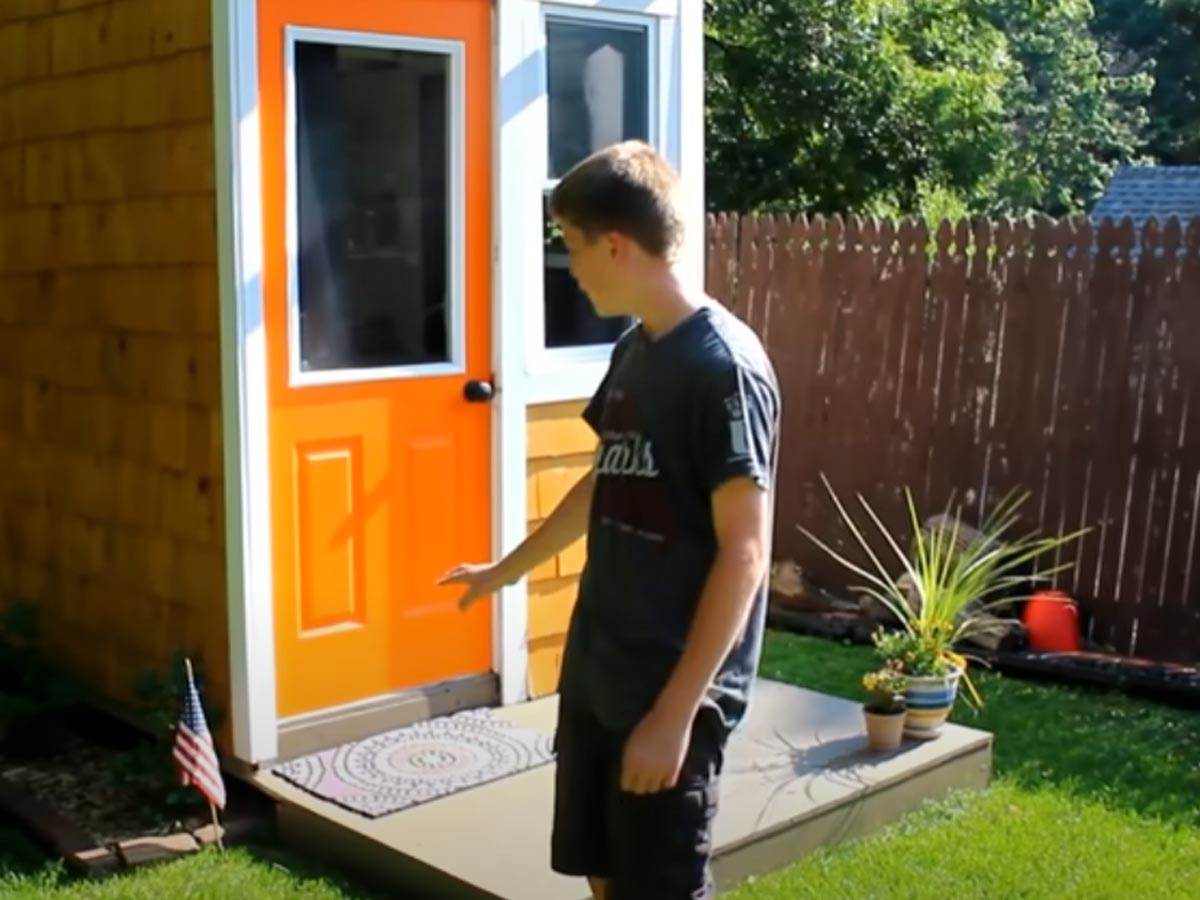  Dječak sa 12 godina napravio svoju kuću  