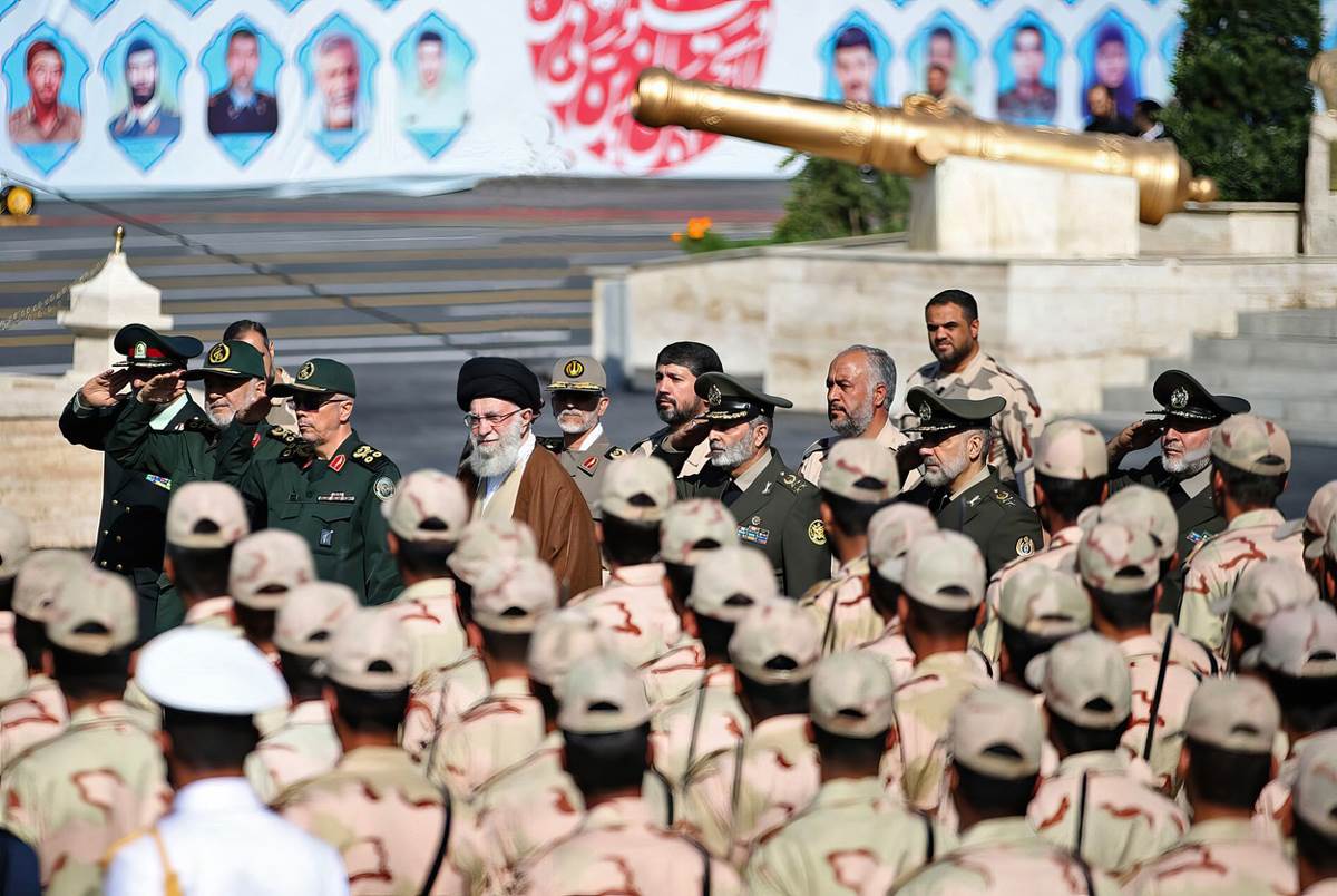  Ayatollah Khamenei 