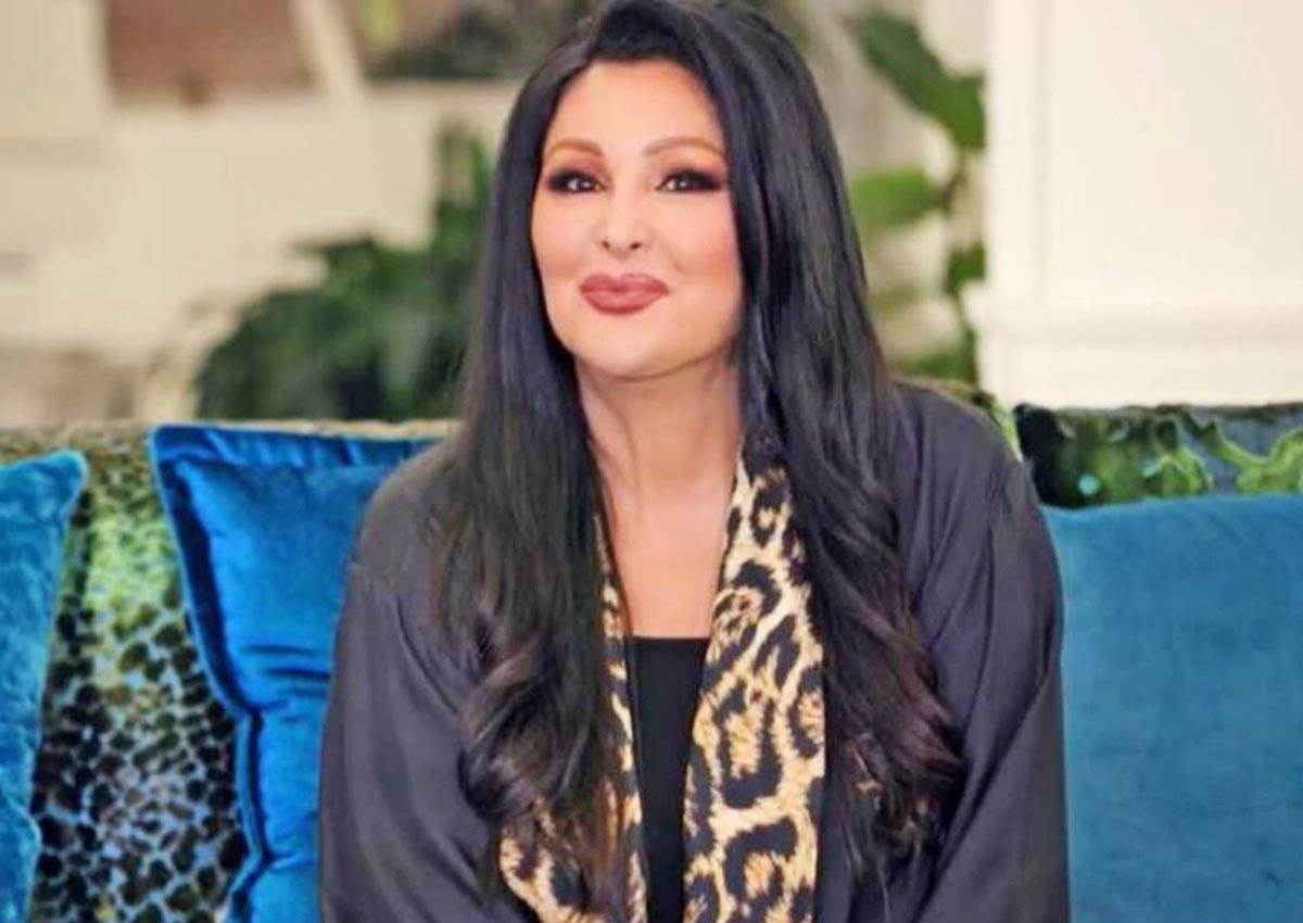 Dragana Mirković pokazala svoj dvorac Dragana Mirković pokazala svoj dvorac